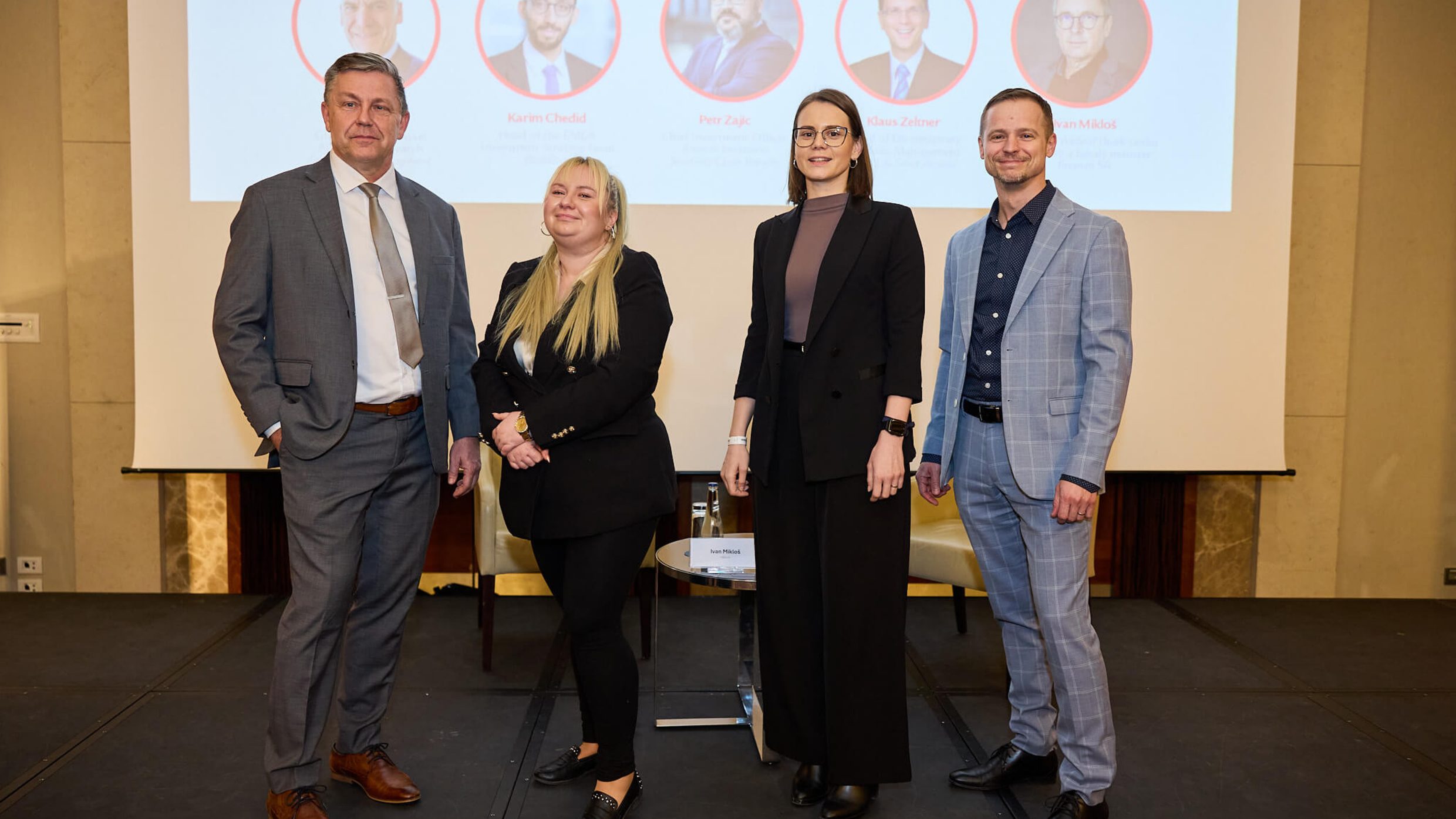 Atmosféra na investičnej konferencii Swiss Life Select.